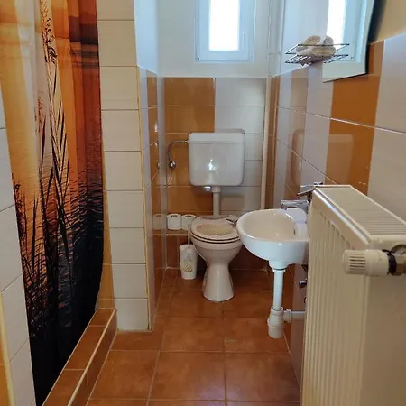 Katalin Apartmanhaz Miskolc Exterior foto