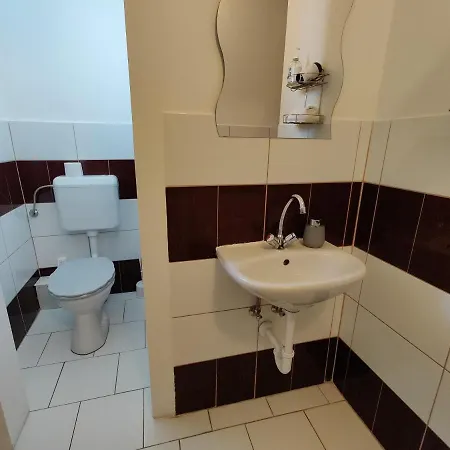 Katalin Apartmanhaz Miskolc Exterior foto